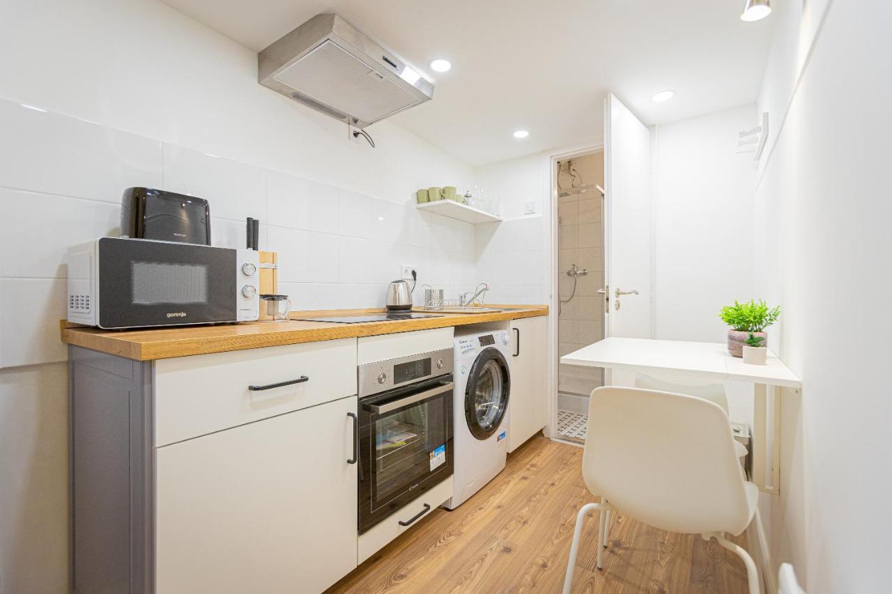 2 Bedroom Apartment In The Dob Street, Emerald Budapest Esterno foto