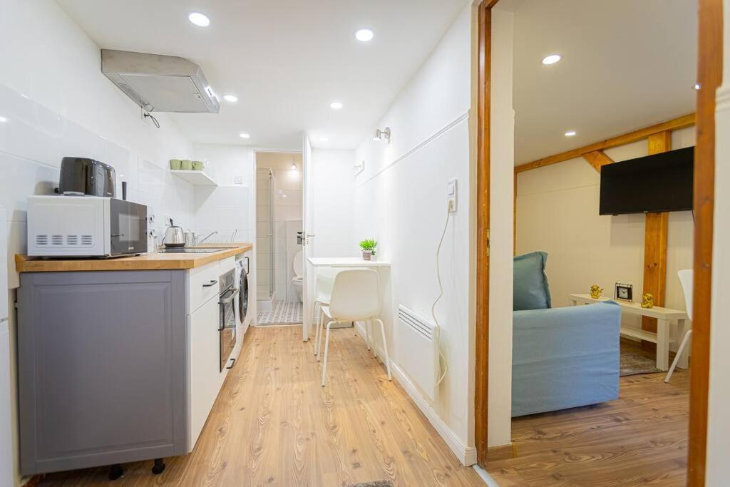 2 Bedroom Apartment In The Dob Street, Emerald Budapest Esterno foto