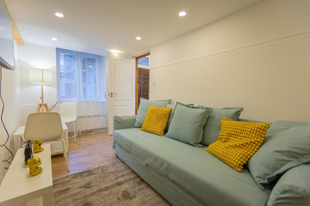 2 Bedroom Apartment In The Dob Street, Emerald Budapest Esterno foto